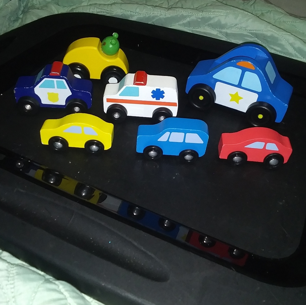 🌺3/$20 Set of 7 Chunky Wooden Vehicles